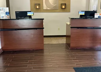 Comfort Inn & Suites Covington - Mandeville hotel thumbnail 3