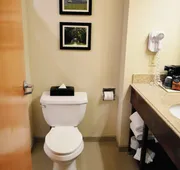 Comfort Inn & Suites Covington - Mandeville hotel detail image 7