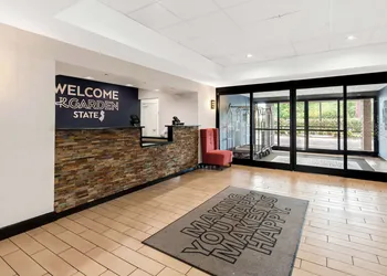 Hampton Inn Pennsville hotel thumbnail 4