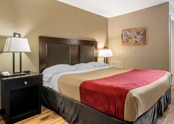 Econo Lodge Sebring hotel thumbnail 6