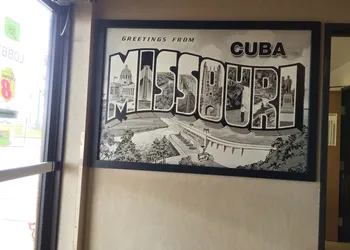 Super 8 by Wyndham Cuba hotel thumbnail 2