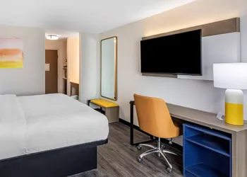 Comfort Inn Mount Pleasant – Racine hotel thumbnail 7