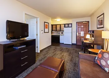 Staybridge Suites Woodland Hills by IHG hotel thumbnail 6