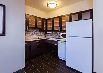 Staybridge Suites Woodland Hills by IHG hotel thumbnail 7