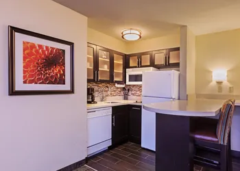 Staybridge Suites Woodland Hills by IHG hotel thumbnail 8