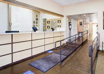 Comfort Inn Sunnyvale - Silicon Valley hotel thumbnail 2