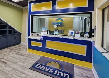 Days Inn by Wyndham Dickinson TX hotel thumbnail 5
