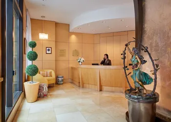 Orchard Garden Hotel hotel thumbnail 2