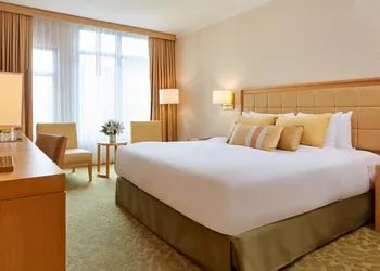 Orchard Garden Hotel hotel thumbnail 5