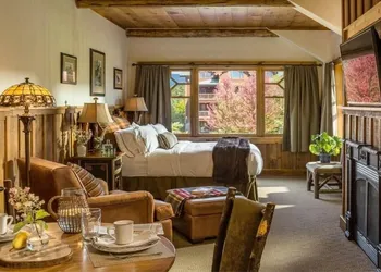 The Whiteface Lodge hotel thumbnail 5