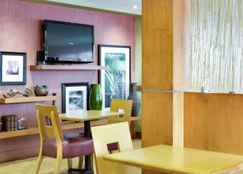 Hampton Inn Harrisonburg - University hotel thumbnail 2