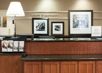 Hampton Inn & Suites Davenport hotel thumbnail 2
