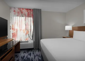 Fairfield Inn & Suites by Marriott Winston-Salem Hanes Mall hotel thumbnail 6