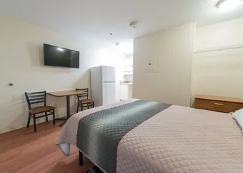 Studio 51 Extended Stay Hotel hotel thumbnail 6