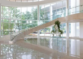 Renaissance Schaumburg Convention Center Hotel hotel thumbnail 3