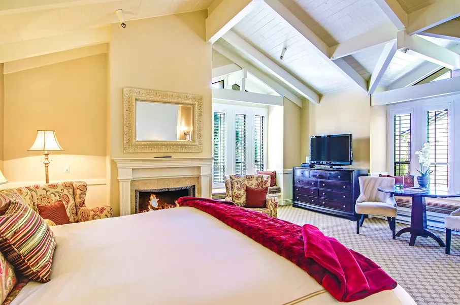 Carriage House Inn hotel detail image 6