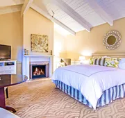 Carriage House Inn hotel detail image 7