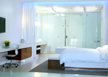 Heat Hotel hotel thumbnail 5