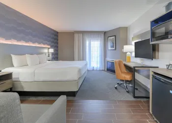 Comfort Inn & Suites At Dollywood Lane hotel thumbnail 7