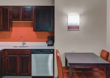 Residence Inn By Marriott Cleveland Mentor hotel thumbnail 7