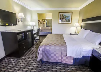 Inn of America - Palm Beach Gardens hotel thumbnail 6