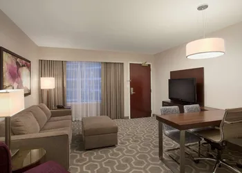 Embassy Suites by Hilton Washington DC Georgetown hotel thumbnail 5