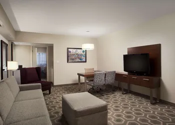 Embassy Suites by Hilton Washington DC Georgetown hotel thumbnail 6