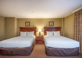 Arlington Court Suites, a Clarion Collection Hotel hotel thumbnail 7