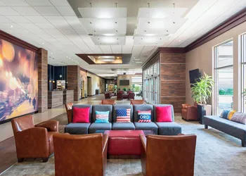 Four Points by Sheraton Chicago O'Hare Airport hotel thumbnail 2