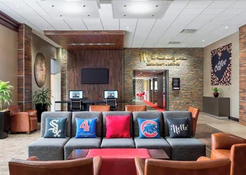 Four Points by Sheraton Chicago O'Hare Airport hotel thumbnail 3