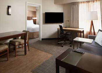 Residence Inn by Marriott Arlington at Rosslyn hotel thumbnail 5