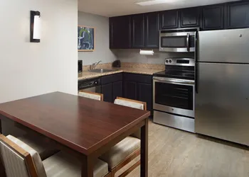 Residence Inn by Marriott Arlington at Rosslyn hotel thumbnail 8
