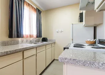 Quality Inn & Suites Crescent City Redwood Coast hotel thumbnail 7