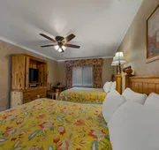 Carmel Inn And Suites hotel detail image 7