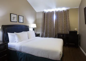 Capital Suites Yellowknife hotel thumbnail 7