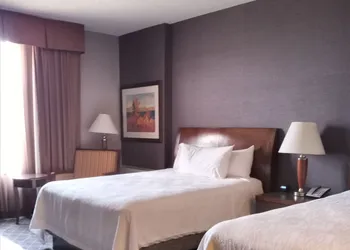 Hilton Garden Inn Calgary Airport hotel thumbnail 6
