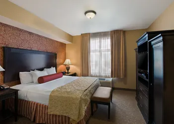Oxford Suites Boise hotel thumbnail 6