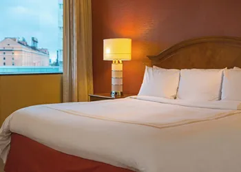 Baltimore Marriott Inner Harbor at Camden Yards hotel thumbnail 6