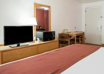 Econo Lodge Albuquerque Old Town hotel thumbnail 8