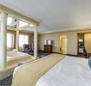 Monte Carlo Inn Vaughan Suites hotel detail image 7