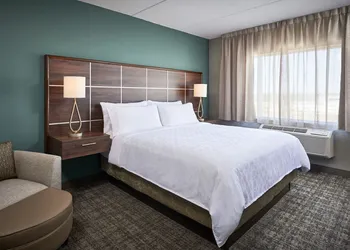 Staybridge Suites Niagara-On-The-Lake by IHG hotel thumbnail 6