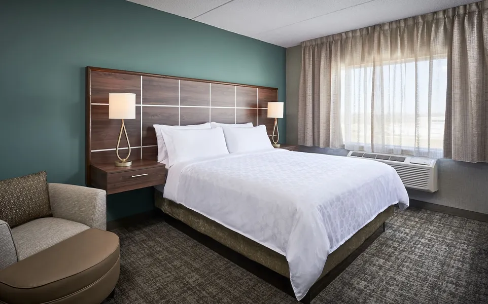 Staybridge Suites Niagara-On-The-Lake by IHG hotel detail image 6