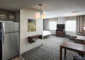 Staybridge Suites Niagara-On-The-Lake by IHG hotel thumbnail 7