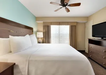 MainStay Suites hotel thumbnail 4