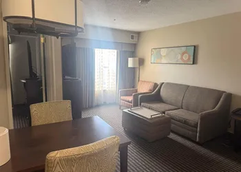MainStay Suites hotel thumbnail 5