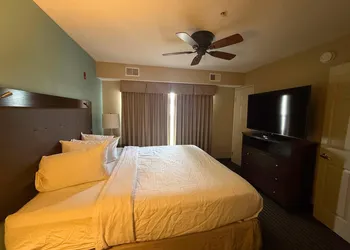 MainStay Suites hotel thumbnail 6