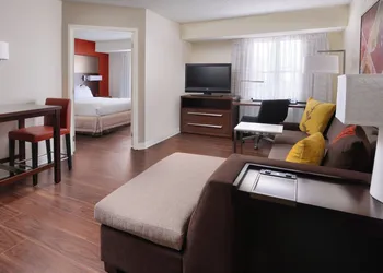 Residence Inn By Marriott San Antonio Airport/Alamo Heights hotel thumbnail 5