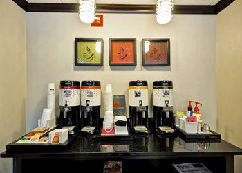 Hampton Inn Kansas City/Overland Park hotel thumbnail 3