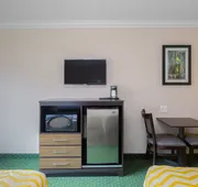 Travelodge by Wyndham Eureka hotel detail image 5