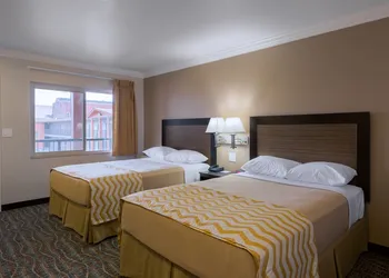 Travelodge by Wyndham Eureka hotel thumbnail 7